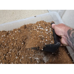 Vivarium Scoop for Ball/Royal Python, Corn Snake, and King Snake, Reptile Cage Cleaning Tool