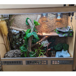 Cable Pass Through Vent for Reptile Vivarium, Terrarium Decor, Lighting and Heating Solution